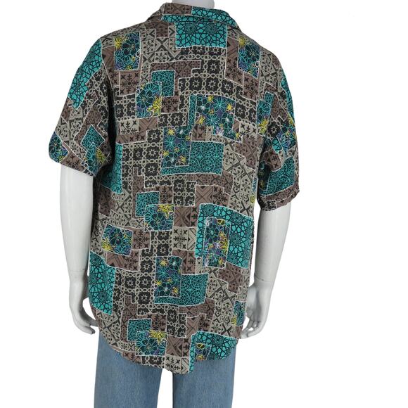 Vintage Maxx FM Wacky Abstract Geometric All Over Print Festival Camp Shirt - Picture 3 of 4